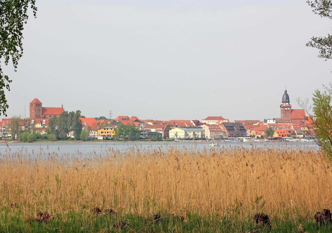 Ferienhaus Mit Separater Wohnung Waren See 9441 Esterno foto